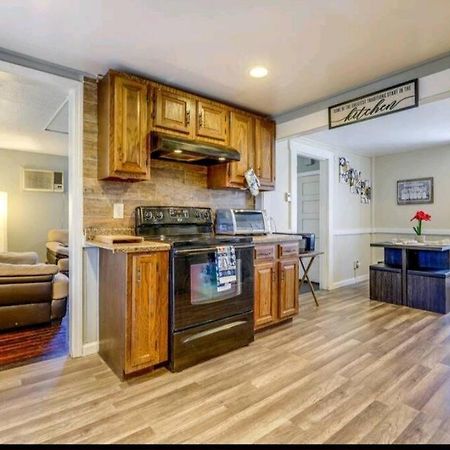 Comfortable Home Away From Home Ист-Хартфорд Экстерьер фото